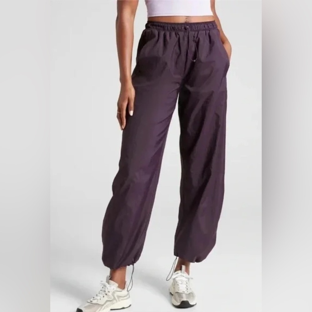 NWOT Athleta Grace Warm Up Pant in Deep Crocus Violet Size Small